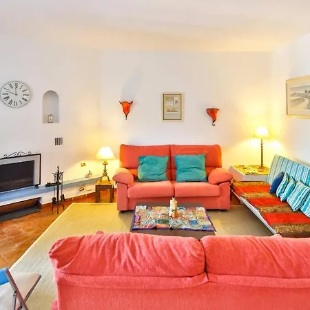 Puerto Banus 2 Bedrooms P2 Apartment *