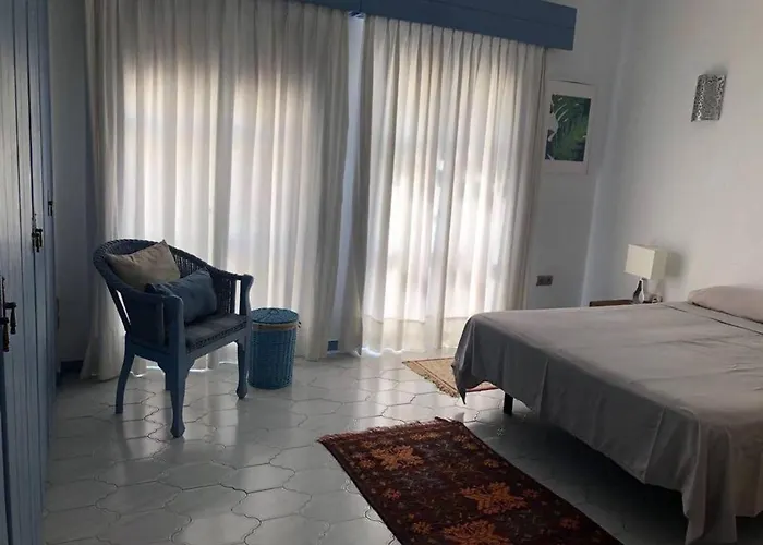 Puerto Banus 2 Bedrooms P2 Marbella
