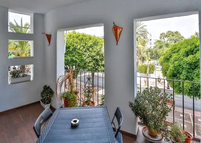 Puerto Banus 2 Bedrooms P2 *