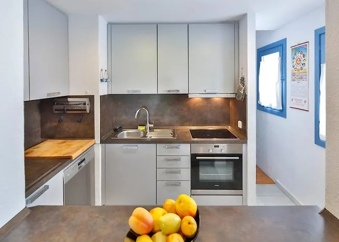 Puerto Banus 2 Bedrooms P2 Apartment Marbella