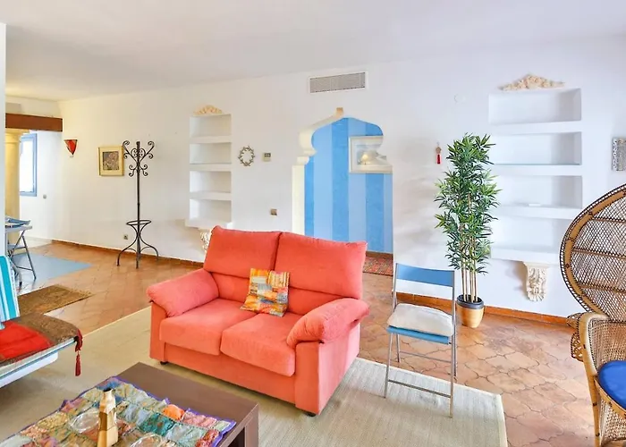 Puerto Banus 2 Bedrooms P2 *